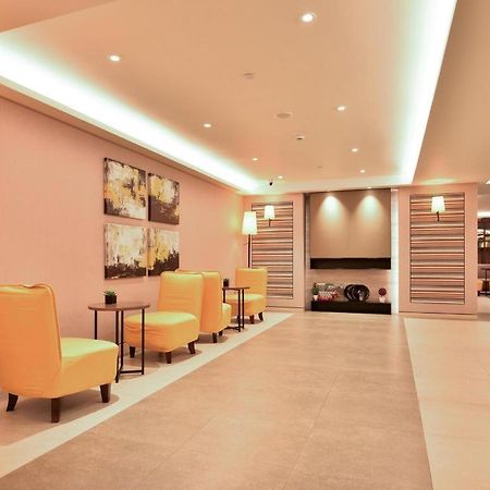 Home Inns Plus Shanghai Xujiahui Branch Zewnętrze zdjęcie