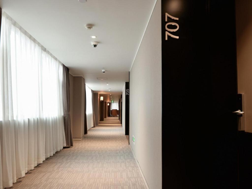 Home Inns Plus Shanghai Xujiahui Branch Zewnętrze zdjęcie