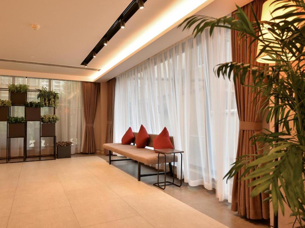 Home Inns Plus Shanghai Xujiahui Branch Zewnętrze zdjęcie