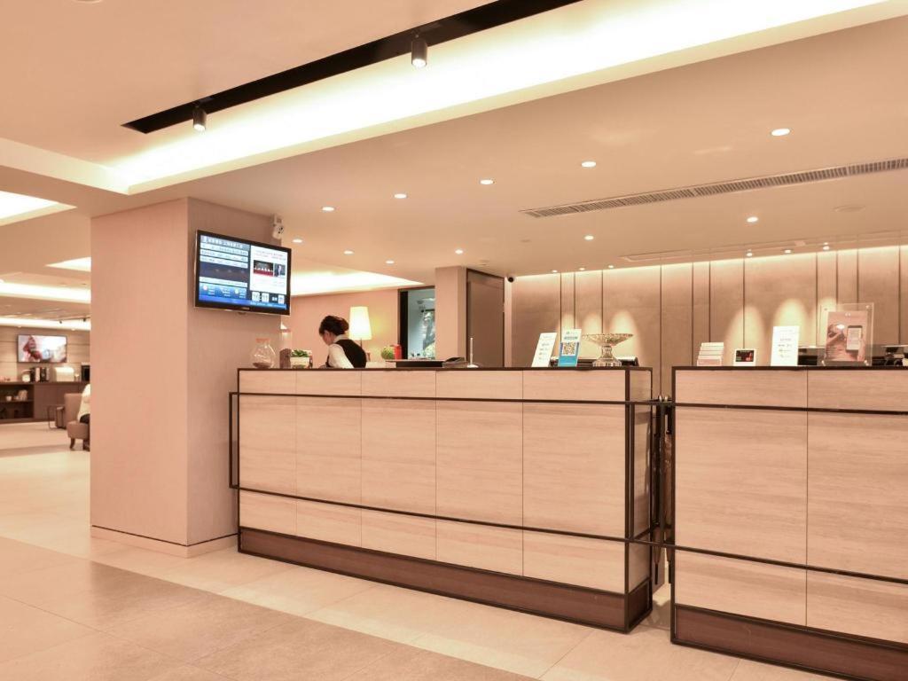 Home Inns Plus Shanghai Xujiahui Branch Zewnętrze zdjęcie
