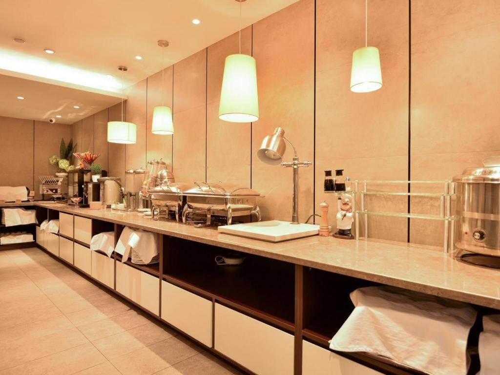Home Inns Plus Shanghai Xujiahui Branch Zewnętrze zdjęcie
