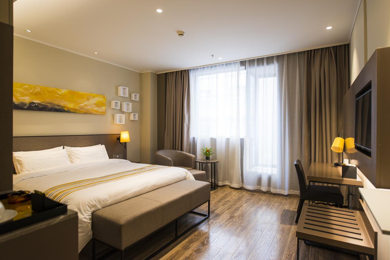 Home Inns Plus Shanghai Xujiahui Branch Zewnętrze zdjęcie
